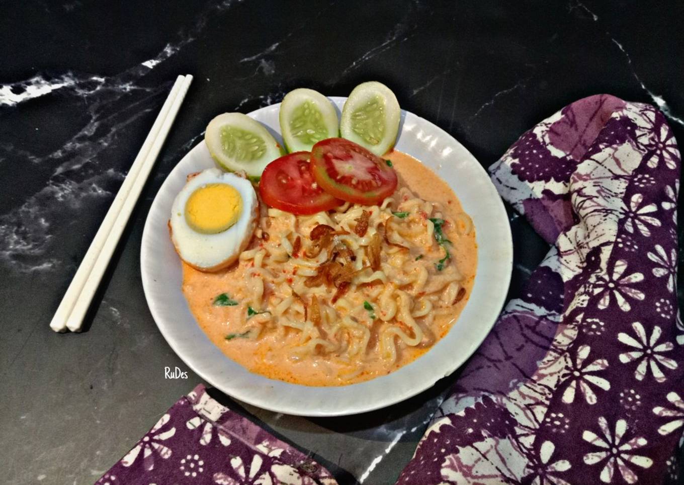 Mie Kuah Susu Pedas