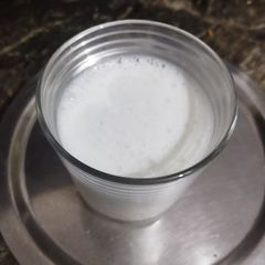 A picture of Lemongrass lassi.