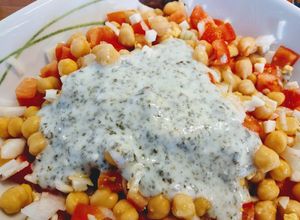 Foto principal de 12.🥗Garbanzos con menta y yogur