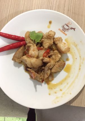 รูปของ หมูสามชั้น คั่วพริกเกลือกระเทียม 🐽