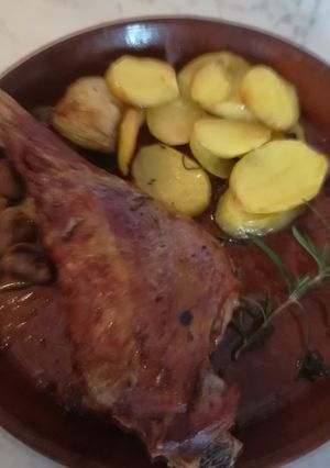 Foto principal de Pierna de cordero asada