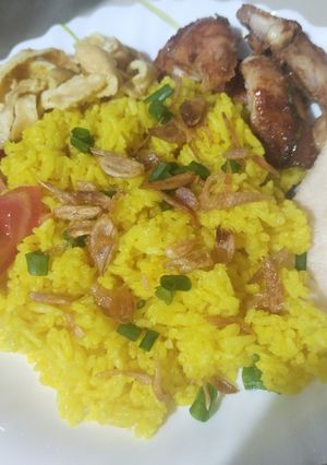 Foto resep Nasi kuning rice cooker