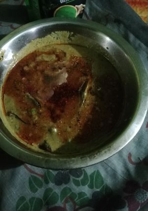 दही घालून केलेली पालकाची पातळ भाजी (dahi palak bhaji recipe in marathi) रेसिपी चे मुख्य फोटो