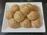शेंगदाणे,काजू,बदाम लाडू(Shengdana Kaju Badam Ladoo Recipe In Marathi)