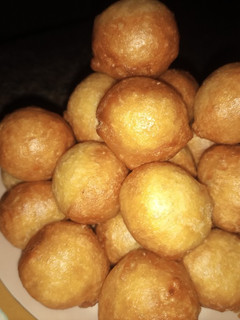 A picture of Puff-puff.