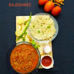 A picture of Sev Tamatar Sabji.