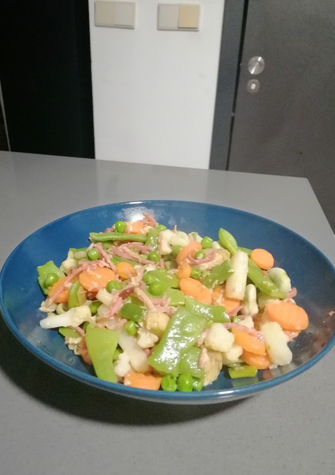 Una foto de Menestra de verduras con jamón