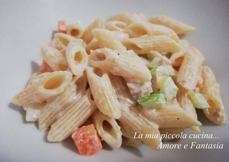 Mezze penne cremose con tonno