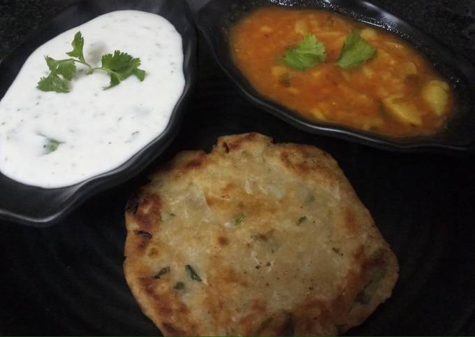 Vrat waale Aloo and Samak rice roti with dhania curd