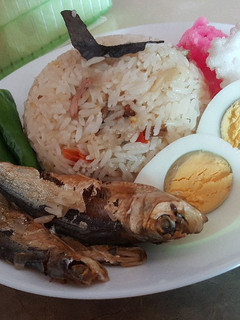 Foto resep Nasi liwet ikan peda