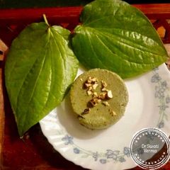 Paan kulfi A picture of Paan kulfi.