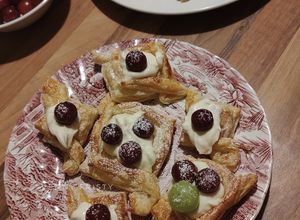 Foto resep Grapes Pastry With Cream Cheese