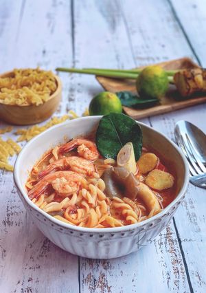 Gambar Fusilli Tom Yum Goong