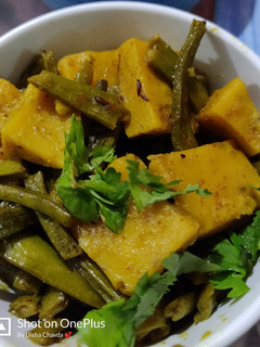 ગવાર ઢોકળી નું શાક રેસીપી મુખ્ય ફોટો
