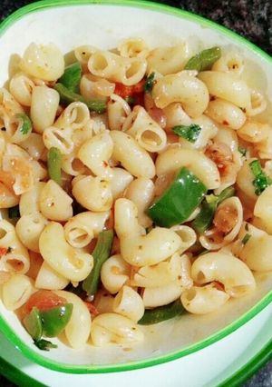 A picture of Macroni.