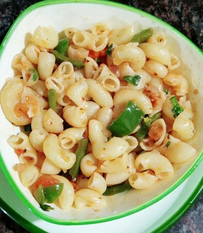 A picture of Macroni.