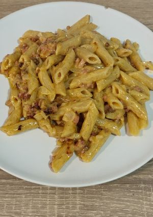 Foto principal de Macarrones con bacon y nata
