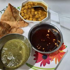 A picture of Samose.