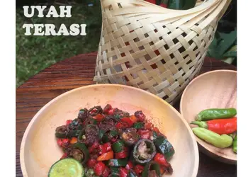 Masakan Unik Sambel uyah trasi Mantul Banget