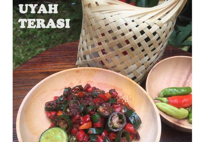 Sambel uyah trasi