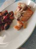 Salmón con pisto (Cosori)