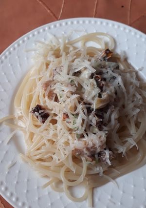 Tejszínes-zöldséges-csirkés spagetti recept fotója