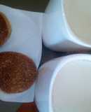 Leche de soya con pan integral