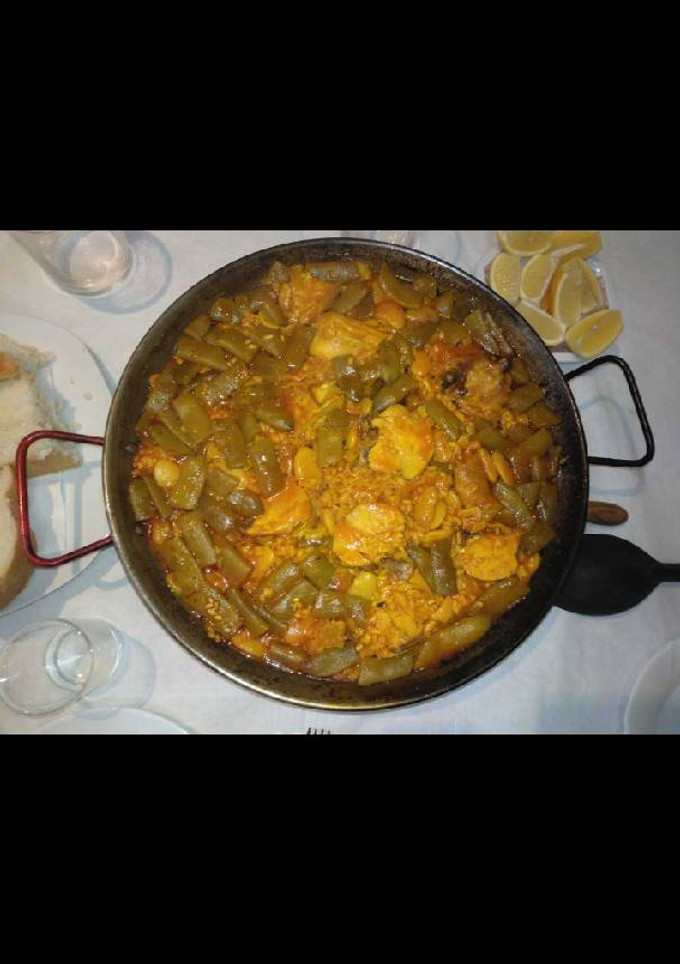 Una foto de Paella valenciana al estilo la Sarrau