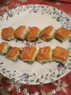 ট্রাই কালার সন্দেশ(Tricolour sondesh recipe in Bengali) রেসিপির প্রধান ছবি