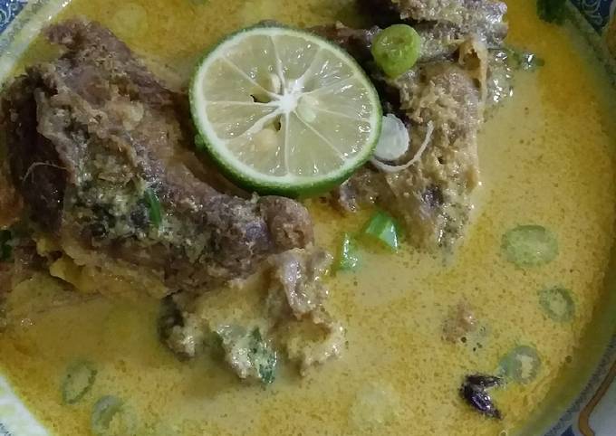 Langkah Mudah untuk Menyiapkan Empal gentong balungan, Sempurna