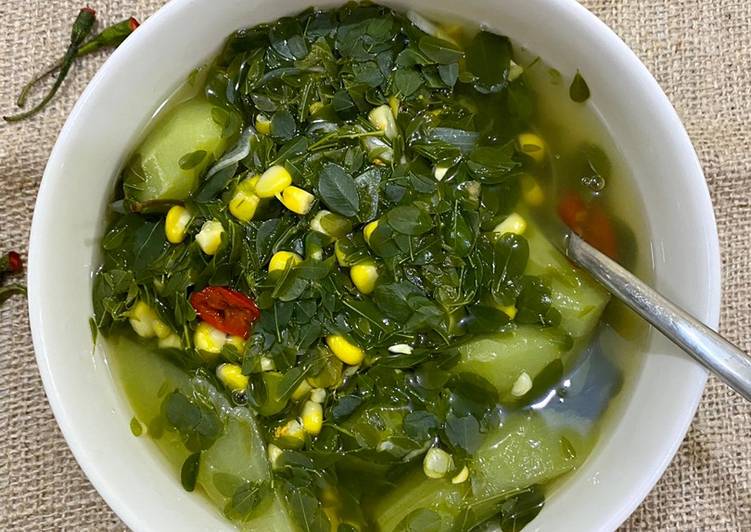 Resep Sayur Bening Daun Kelor | Moringa Leaves Soup Anti Gagal