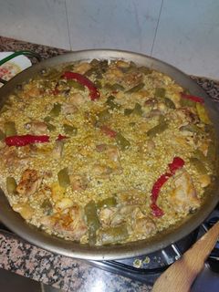 Una foto de Mi paella valenciana