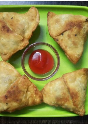 ফুলকপির সামসা (phulkopir samosa recipe in BengalI) রেসিপির প্রধান ছবি