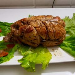 Oregano chicken roast A picture of Oregano chicken roast.