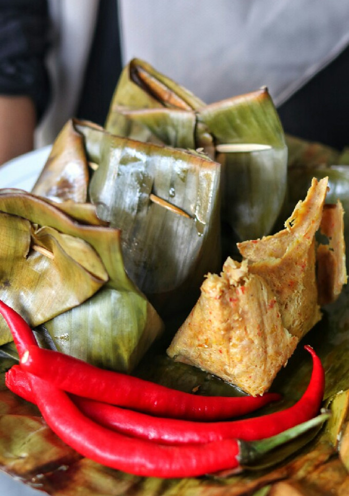 Foto resep Tum Ayam Khas Bali (Asli Enak, Wajib Coba!)