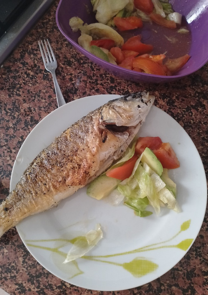 Una foto de Lubina a la plancha