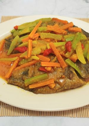 Foto resep Ikan Nila Bumbu Acar Kuning