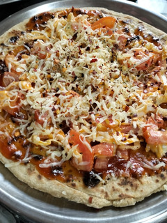 રોટી વેજીટેબલ પીઝા (Roti Vegetable Pizza Recipe In Gujarati) રેસીપી મુખ્ય ફોટો