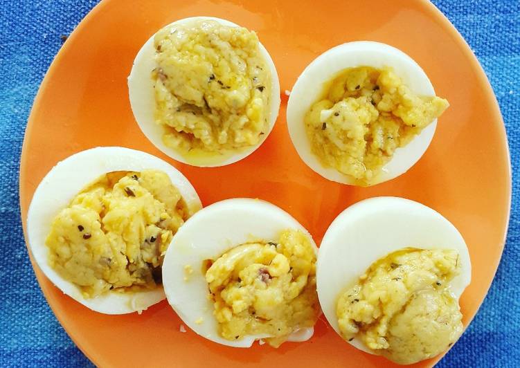Uova ripiene..ma stranamente!! Ma deliziose! 😜😜😋😋