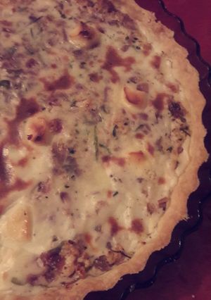 Une photo de Quiche aux oignons et de fromage