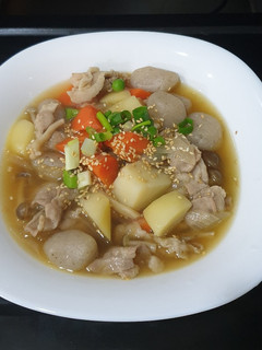 日式馬鈴薯燉肉 的食譜成品照片
