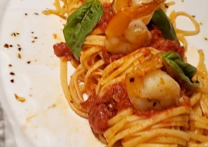 Shrimp Fra Diavolo over Linguine