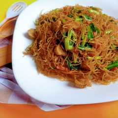 A picture of Bihun Goreng Kecap.