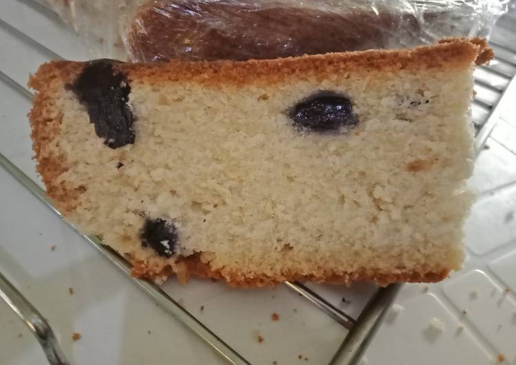 Step-by-Step Guide to Make Award-winning Blueberry cake