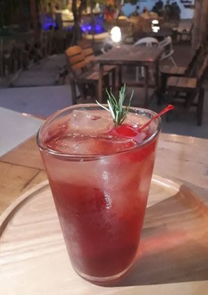 รูปของ Gin cranberry fizz
