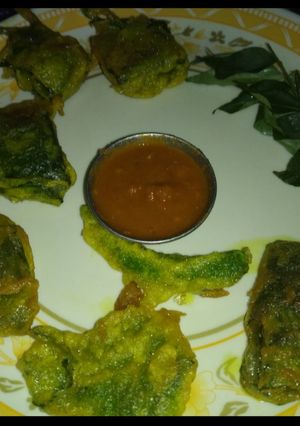 A picture of Poi spinach pakode.