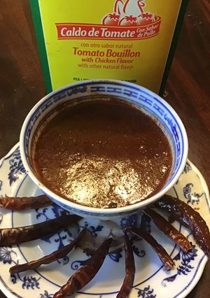 A picture of California Farm Easy Mexican Mole Poblano Sauce.