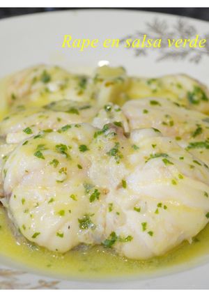 Una foto de Rape en salsa verde ligera. (Thermomix)