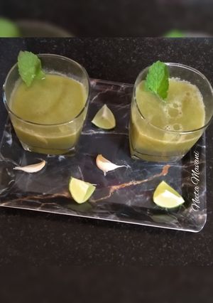 દુધી જ્યુસ(Bottle Gourd Juice Recipe In Gujarati) રેસીપી મુખ્ય ફોટો
