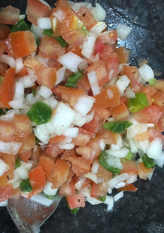 Una foto de Salsa criolla